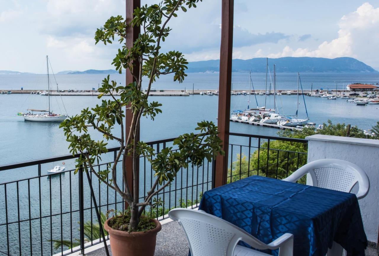 Orfanos Loutraki Rooms Loutraki (Skopelos) Exterior foto