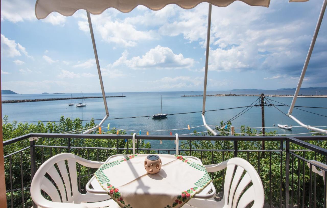 Orfanos Loutraki Rooms Loutraki (Skopelos) Exterior foto